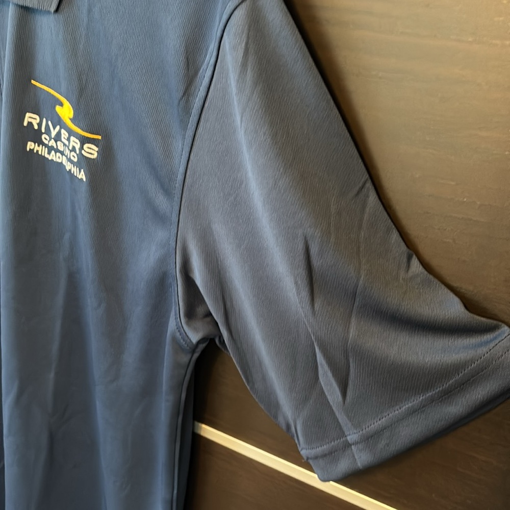 Rivers Casino Philadelphia Men's Navy Short Sleeve Golf Shirt - Picture 7 of 9